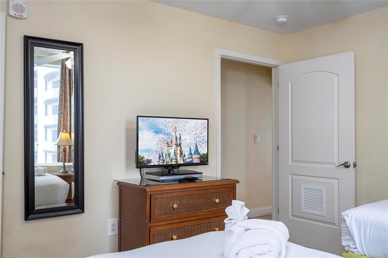 Image 58 of 88 For 13415 Blue Heron Beach Dr  910