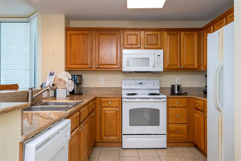 Image 61 of 88 For 13415 Blue Heron Beach Dr  910