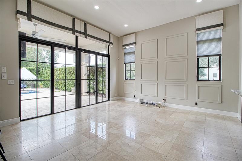 Image 15 of 44 For 9544 Kenley Ct