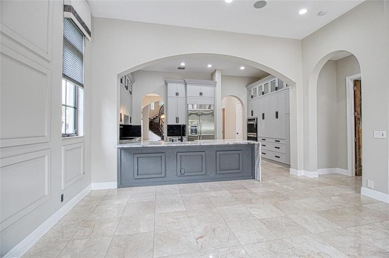 Image 17 of 44 For 9544 Kenley Ct