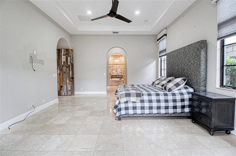 Image 23 of 44 For 9544 Kenley Ct