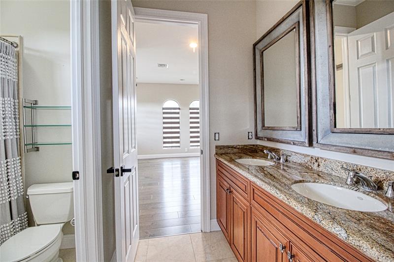 Image 38 of 44 For 9544 Kenley Ct