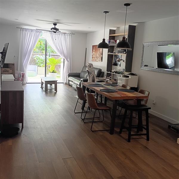 Image 6 of 11 For 3351 85th Ave  118