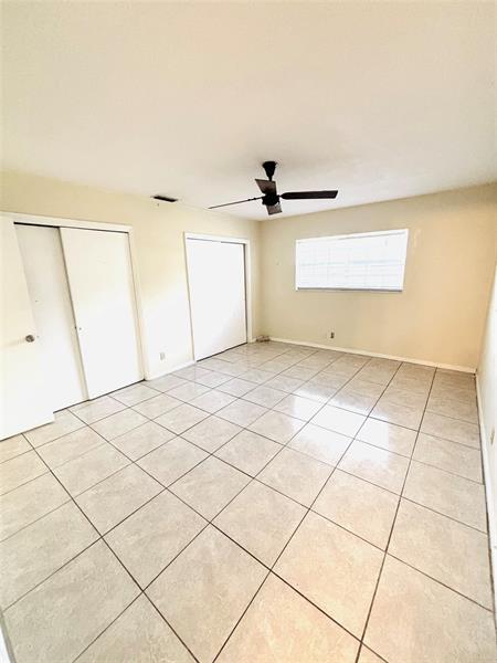 Image 4 of 9 For 412 4th St  