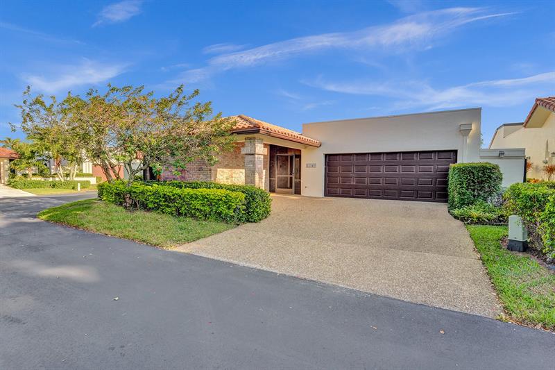 Image 3 of 46 For 21349 Placida Ter Terrace