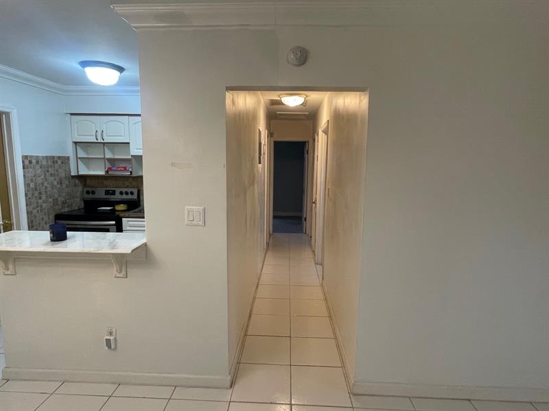 Image 8 of 15 For 2215 9th Ct  