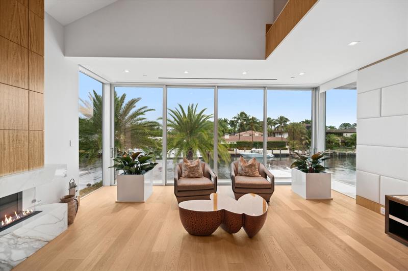 Image 35 of 68 For 14 Isla Bahia Dr