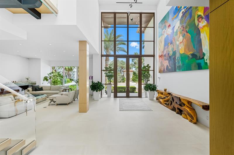 Image 6 of 68 For 14 Isla Bahia Dr