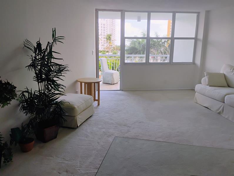 Image 3 of 15 For 301 Ocean Blvd  407