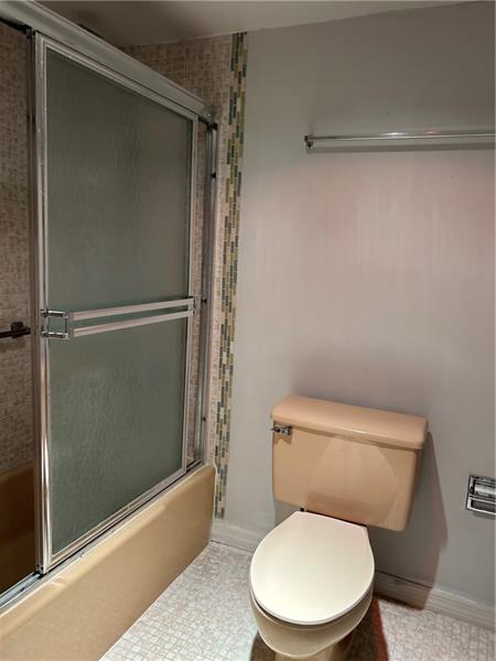 Image 11 of 24 For 3300 Palm Aire Dr  808