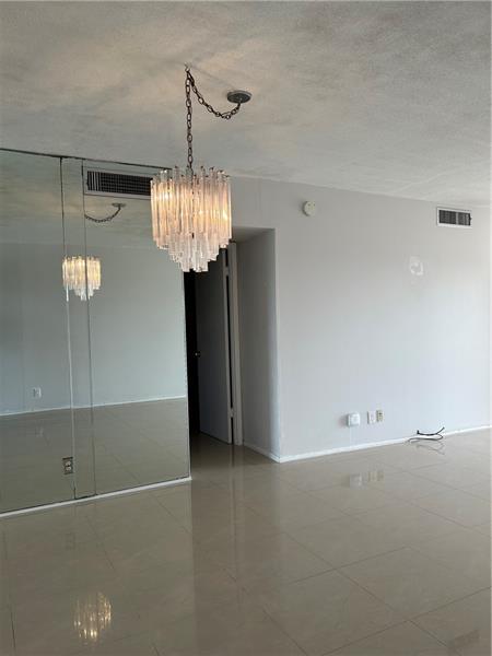 Image 4 of 24 For 3300 Palm Aire Dr  808