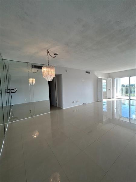 Image 6 of 24 For 3300 Palm Aire Dr  808