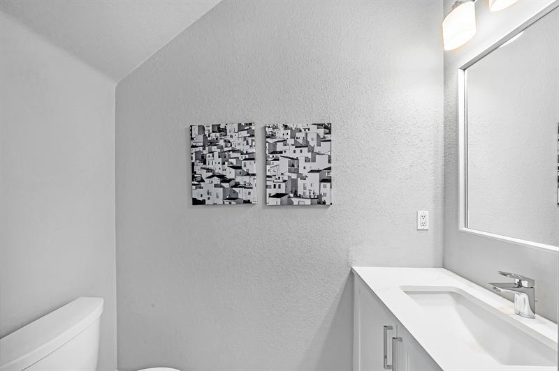 Image 24 of 53 For 1251 32nd St