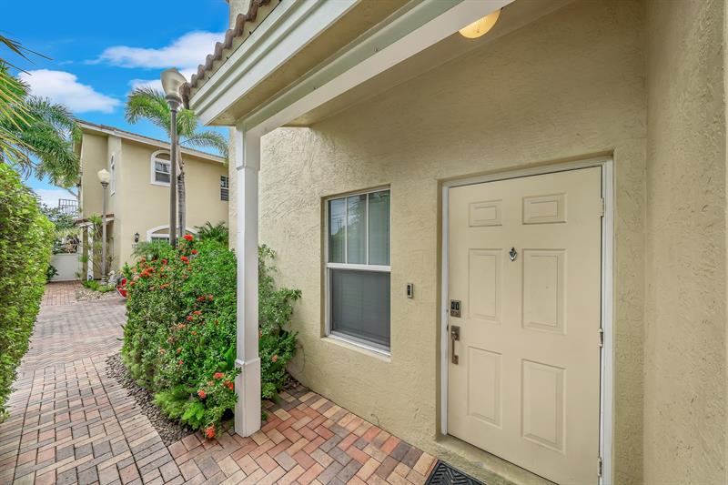 Image 4 of 53 For 1251 32nd St