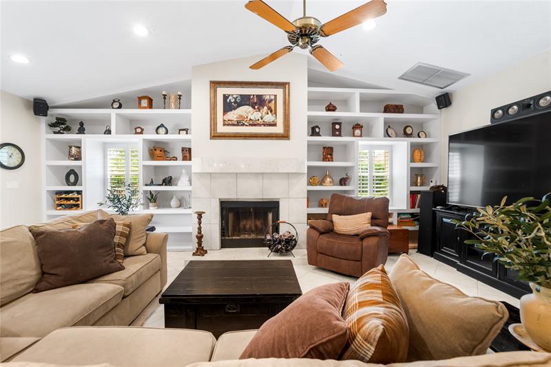Image 17 of 61 For 7604 Lexington Ln