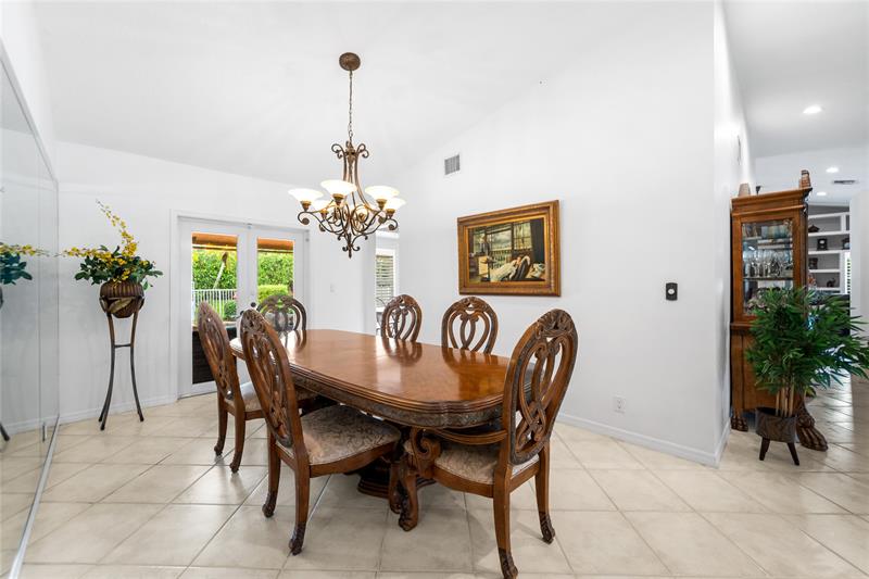 Image 19 of 61 For 7604 Lexington Ln