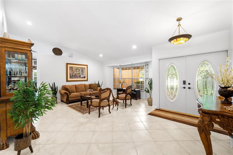 Image 21 of 61 For 7604 Lexington Ln