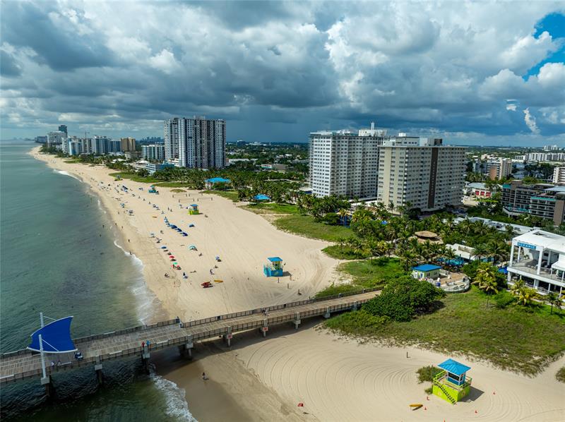 Image 19 of 25 For 133 Pompano Beach Blvd  906
