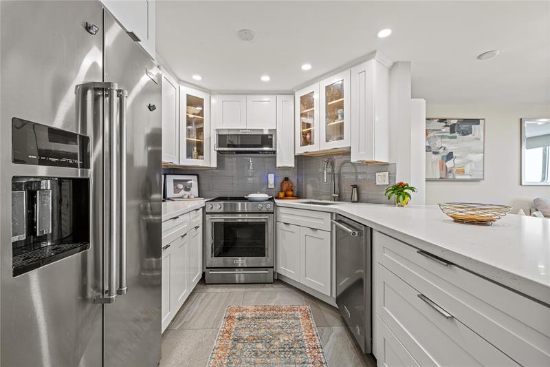 Image 5 of 25 For 133 Pompano Beach Blvd  906