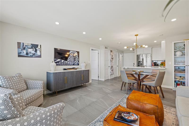 Image 9 of 25 For 133 Pompano Beach Blvd  906