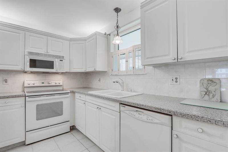Image 10 of 34 For 6531 Federal Hwy  G106