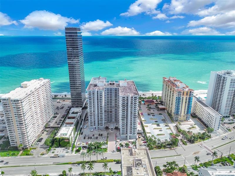 Image 12 of 23 For 2030 Ocean Dr  2201