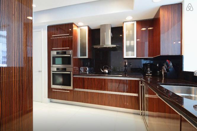 Image 11 of 31 For 2711 Ocean Dr  506