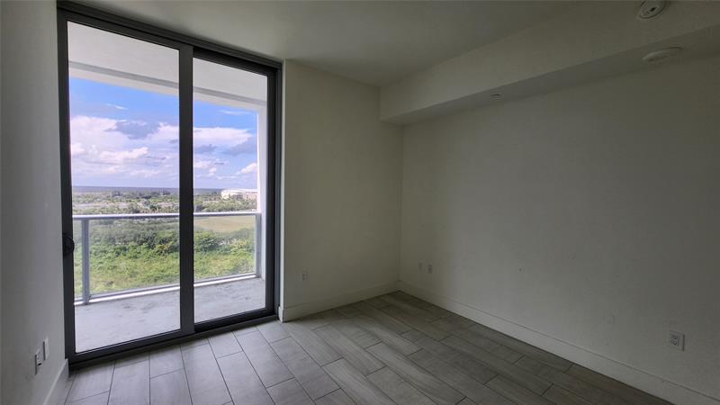 Image 14 of 23 For 2000 Metropica Way  1501
