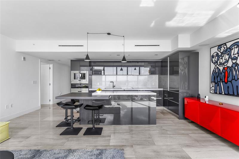 Image 15 of 49 For 1451 Brickell Ave  1201