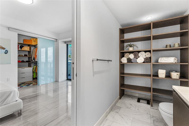Image 25 of 49 For 1451 Brickell Ave  1201