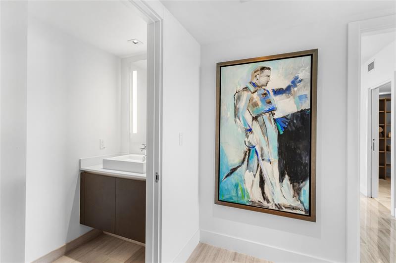 Image 37 of 49 For 1451 Brickell Ave  1201