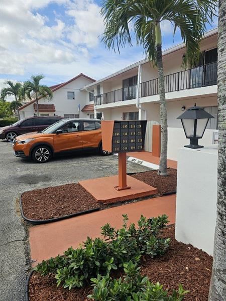 Image 8 of 31 For 3200 Coral Springs Dr  109