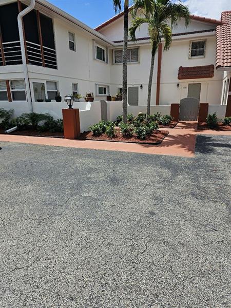 Image 9 of 31 For 3200 Coral Springs Dr  109