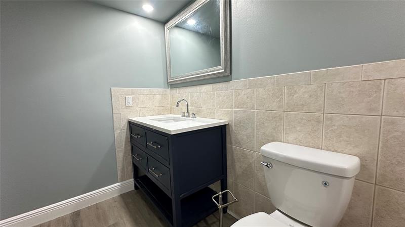 Image 8 of 14 For 1407 56th St  212