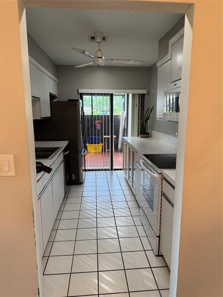 Image 21 of 34 For 13935 Nesting Way  D