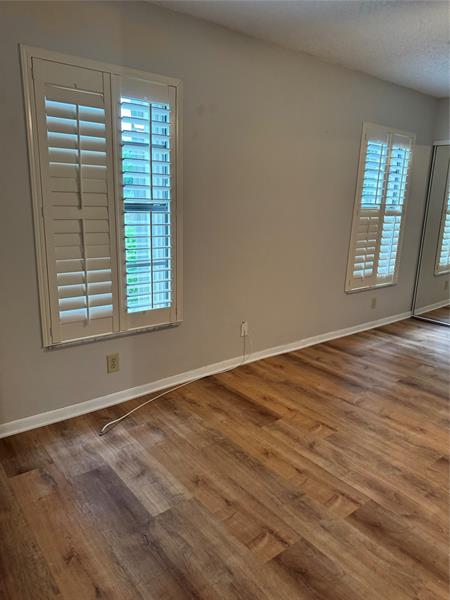 Image 33 of 34 For 13935 Nesting Way  D