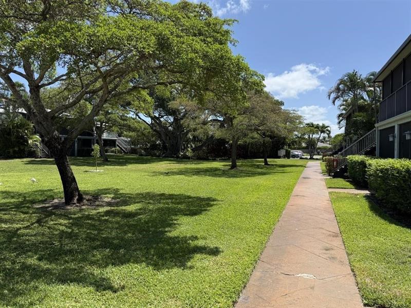 Image 6 of 26 For 2920 Florida Blvd  215