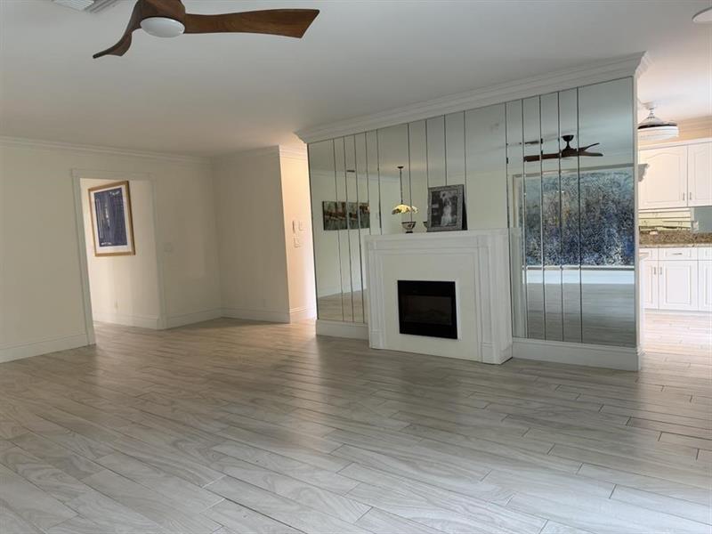 Image 9 of 26 For 2920 Florida Blvd  215