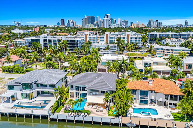 Image 3 of 70 For 30 Fiesta Way