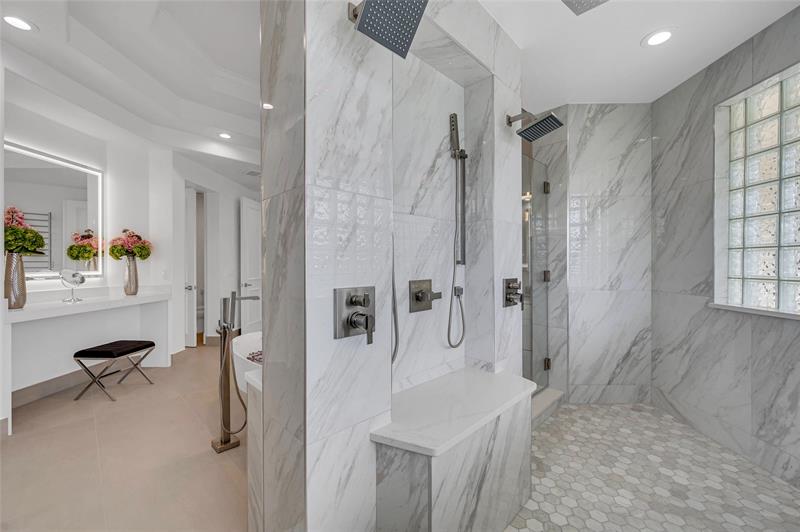 Image 43 of 70 For 30 Fiesta Way