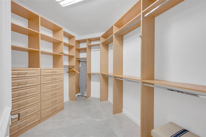 Image 44 of 70 For 30 Fiesta Way