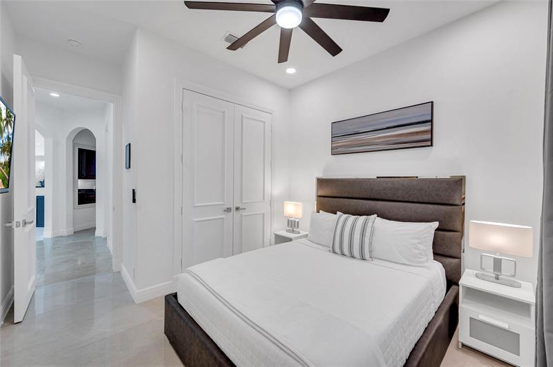 Image 47 of 70 For 30 Fiesta Way