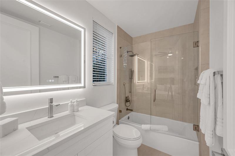 Image 49 of 70 For 30 Fiesta Way