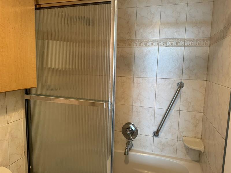 Image 12 of 17 For 1980 Ocean Dr  20q