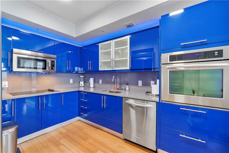 Image 11 of 46 For 3101 Bayshore Dr
