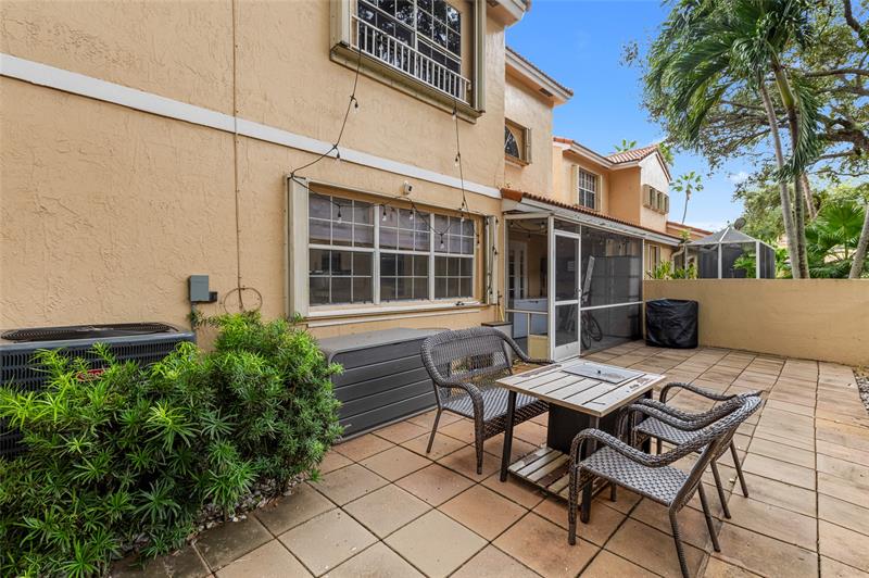 Image 17 of 49 For 11311 Lakeview Drive  7n