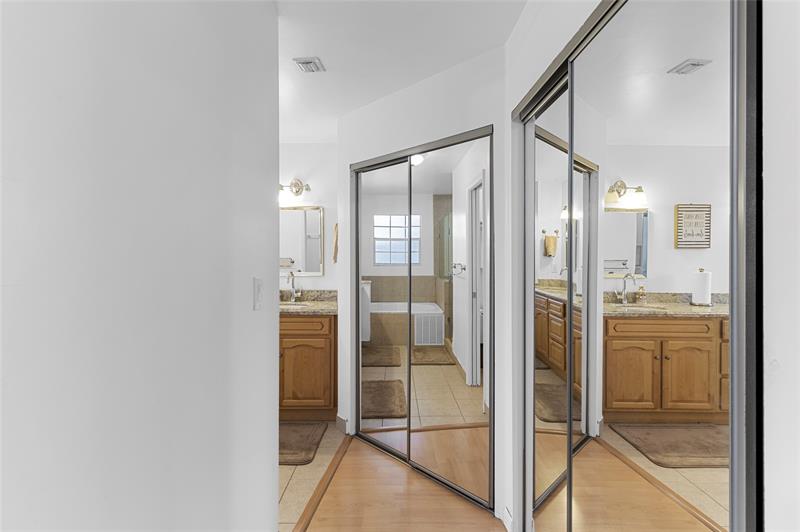 Image 30 of 49 For 11311 Lakeview Drive  7n