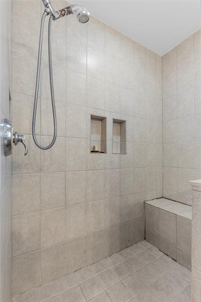 Image 32 of 49 For 11311 Lakeview Drive  7n