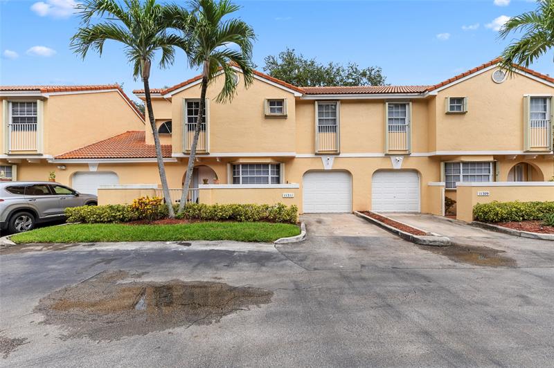 Image 6 of 49 For 11311 Lakeview Drive  7n
