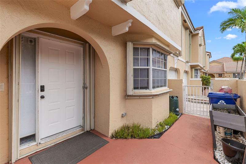 Image 8 of 49 For 11311 Lakeview Drive  7n